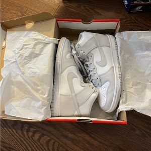 Nike dunk high retro white vast grey